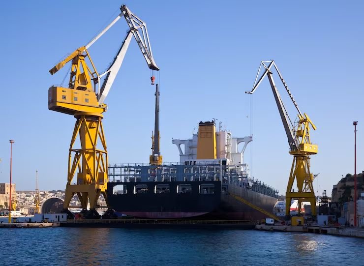 Cranes & Lifting